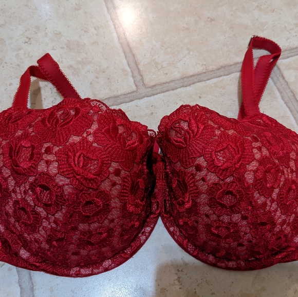 NWOT Victoria's Secret Push Up Bra - Picture 5 of 5